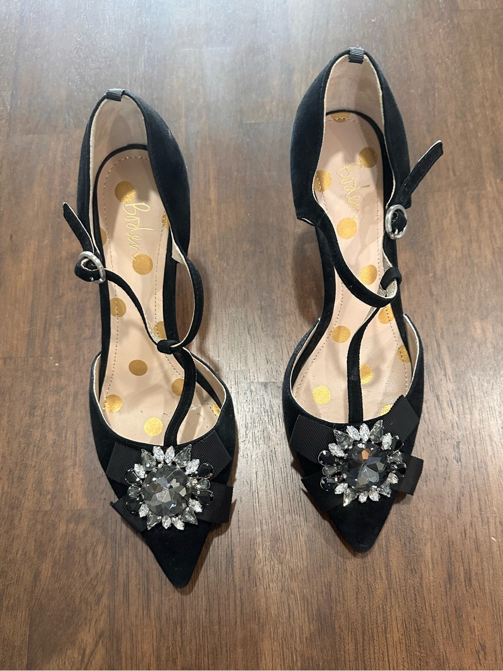 Boden Cordelia black T-bar pumps with jewel-embellished grosgrain bow Size 38 - Picture 3 of 11